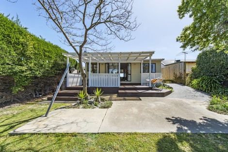 Photo of property in 26 Rotten Row, Waikuku Beach, 7473
