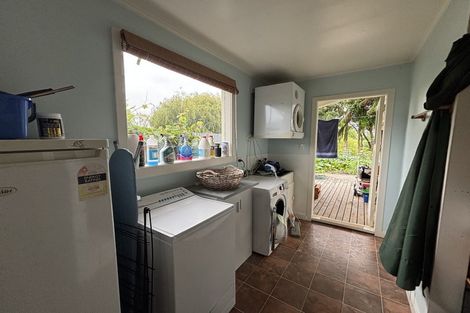 Photo of property in 151 Commercial Street, Takaka, 7110