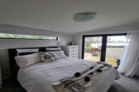 Photo of property in 2/203 Oakland Road, Karaka, Papakura, 2580