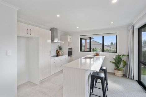 Photo of property in 5 Tangata Way, Omokoroa, 3114