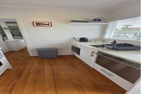 Photo of property in 2b Hubert Henderson Place, Remuera, Auckland, 1050