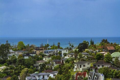 Photo of property in 591c East Coast Road, Browns Bay, Auckland, 0632