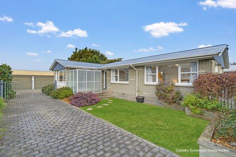 Photo of property in 16 Colesbury Street, Bishopdale, Christchurch, 8053