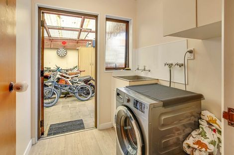 Photo of property in 2/38 Martin Street, Monaco, Nelson, 7011