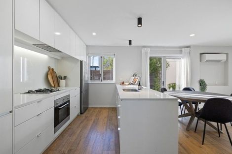 Photo of property in 1/56 Cornwall Street, St Albans, Christchurch, 8014