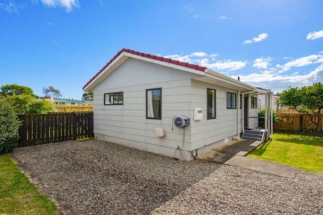 Photo of property in 4 Sharda Grove, Paraparaumu Beach, Paraparaumu, 5032