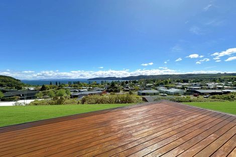 Photo of property in 5 Kittyhawk Drive, Kinloch, Taupo, 3377