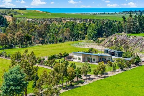 Photo of property in 442 Double Corner Road, Amberley, 7481