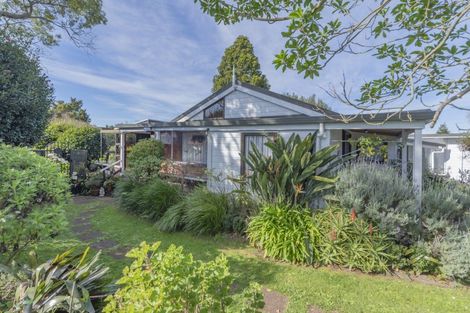 Photo of property in 5 Sunshine Place, Papakura, 2110