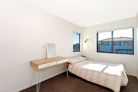 Photo of property in 71 Esplanade, Kaiti, Gisborne, 4010