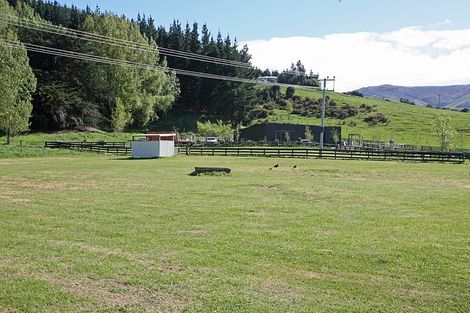 Photo of property in 53 Western Valley Road, Little River, 7591