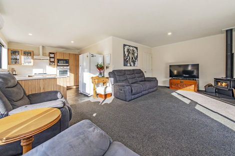 Photo of property in 13 Brooker Place, Kirwee, Darfield, 7571