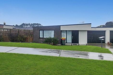 Photo of property in 76 Prado Drive, Pukekohe, 2120