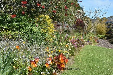 Photo of property in 6 Skelton Crescent, Paparoa, 0571