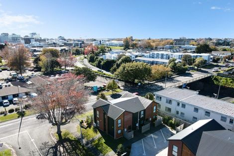 Photo of property in 2/13 Palmerston Street, Hamilton Central, Hamilton, 3204