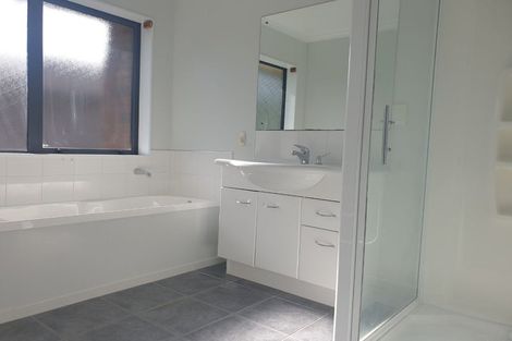 Photo of property in 2 Banksiana Street, Trentham, Upper Hutt, 5018