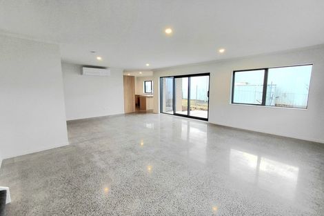 Photo of property in 383b West Coast Road, Glen Eden, Auckland, 0602