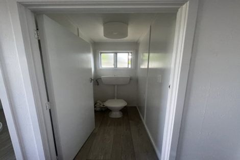 Photo of property in 2/8 Rewi Street, Torbay, Auckland, 0630