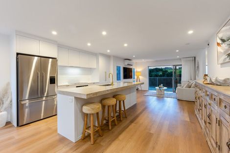 Photo of property in 69 Glenvar Ridge Road, Long Bay, Auckland, 0630