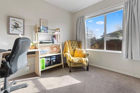 Photo of property in 24 Jenkins Avenue, Redwood, Christchurch, 8051