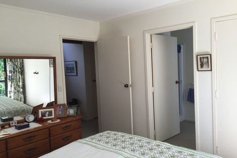 Photo of property in 1/3 Fayette Place, Te Atatu South, Auckland, 0610