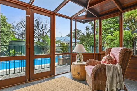 Photo of property in 6 Elmwood Road, Strowan, Christchurch, 8052