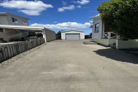 Photo of property in 10 Kopipi Crescent, Ngunguru, Whangarei, 0173