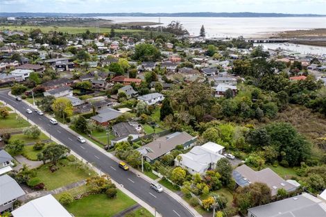 Photo of property in 53 Jaemont Avenue, Te Atatu South, Auckland, 0610