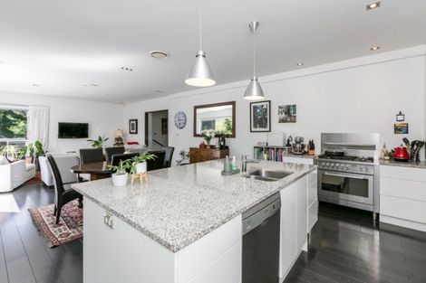 Photo of property in 27a Hikanui Drive, Havelock North, 4130