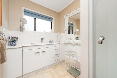 Photo of property in 15a Laing Place, Otumoetai, Tauranga, 3110