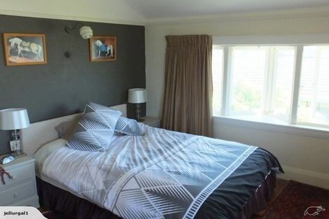 Photo of property in 35 Wharfe Street, South Hill, Oamaru, 9400