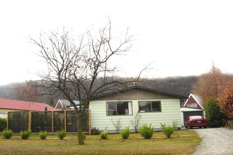Photo of property in 25 Adamson Drive, Arrowtown, 9302