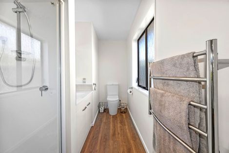 Photo of property in 11 Giles Place, Shirley, Christchurch, 8061