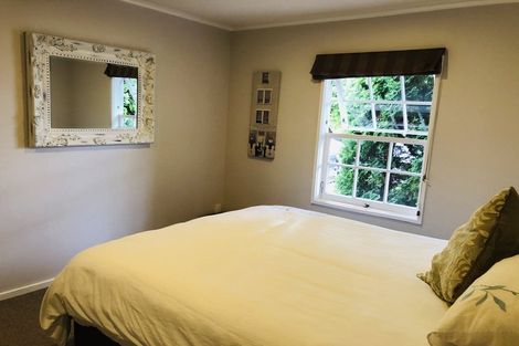 Photo of property in 25 Kent Terrace, Taradale, Napier, 4112