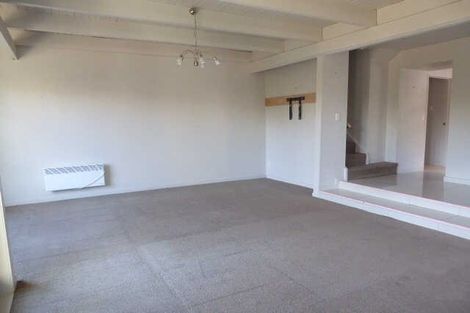 Photo of property in 1/52 Aikmans Road, Merivale, Christchurch, 8014