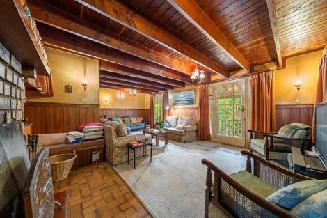 Photo of property in 130 Boord Crescent, Kumeu, 0891