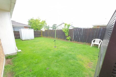 Photo of property in 2/27 King Edward Avenue, Papakura, 2110