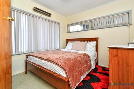 Photo of property in 11 Staines Avenue, Mangere East, Auckland, 2024