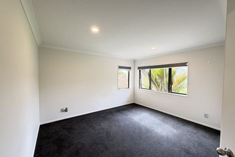 Photo of property in 30 Foster Road, Kumeu, 0891
