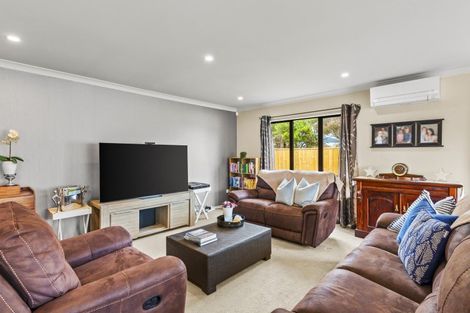 Photo of property in 28 Cottonwood Close, Paraparaumu Beach, Paraparaumu, 5032