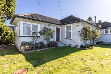 Photo of property in 32 Rimutaka Street, Trentham, Upper Hutt, 5018