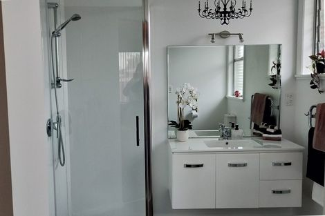 Photo of property in 26 Ihle Street, Terrace End, Palmerston North, 4410