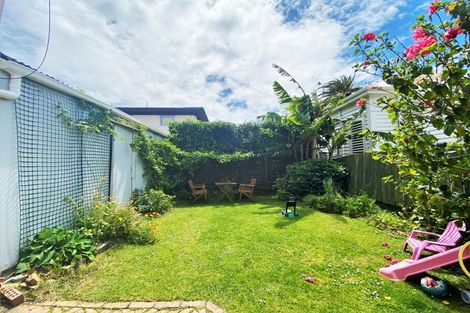 Photo of property in 3/57 Aroha Avenue, Sandringham, Auckland, 1025