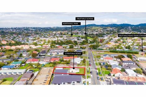 Photo of property in 2 Fruitvale Road, New Lynn, Auckland, 0600