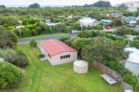 Photo of property in 6 Muri Street, Aramoana, Port Chalmers, 9082