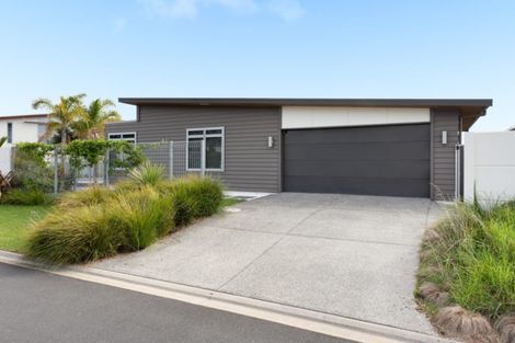 Photo of property in 87 Coast Boulevard, Papamoa Beach, Papamoa, 3118