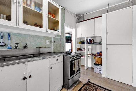 Photo of property in 407 Waihi Road, Normanby, Hawera, 4614