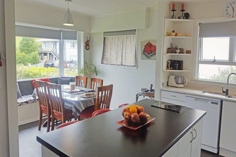 Photo of property in 87e Pioneer Road, Moturoa, New Plymouth, 4310