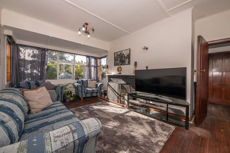 Photo of property in 19 Russell Street, Westport, 7825