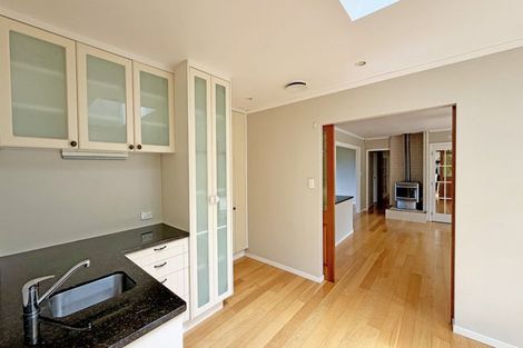 Photo of property in 50 Balmain Road, Chatswood, Auckland, 0626